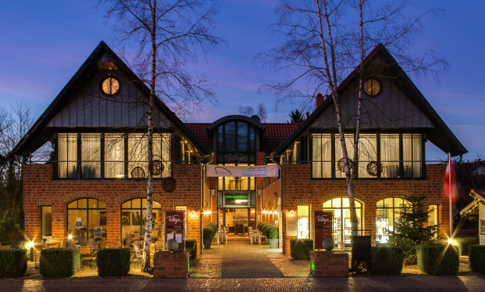 MARKUS LIPPECK & :D@NNY - Gallery & ArtClub - Ab Juli 2025 im Hotel Village Worpswede